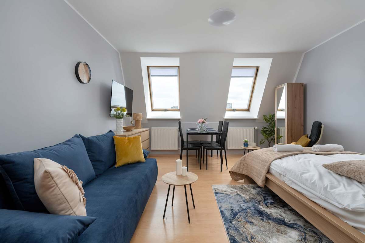 Komuny Paryskiej 49-51 Wrocław | Functional Studio | Close to the Old Town — Wrocław, Województwo dolnośląskie — vacation rental