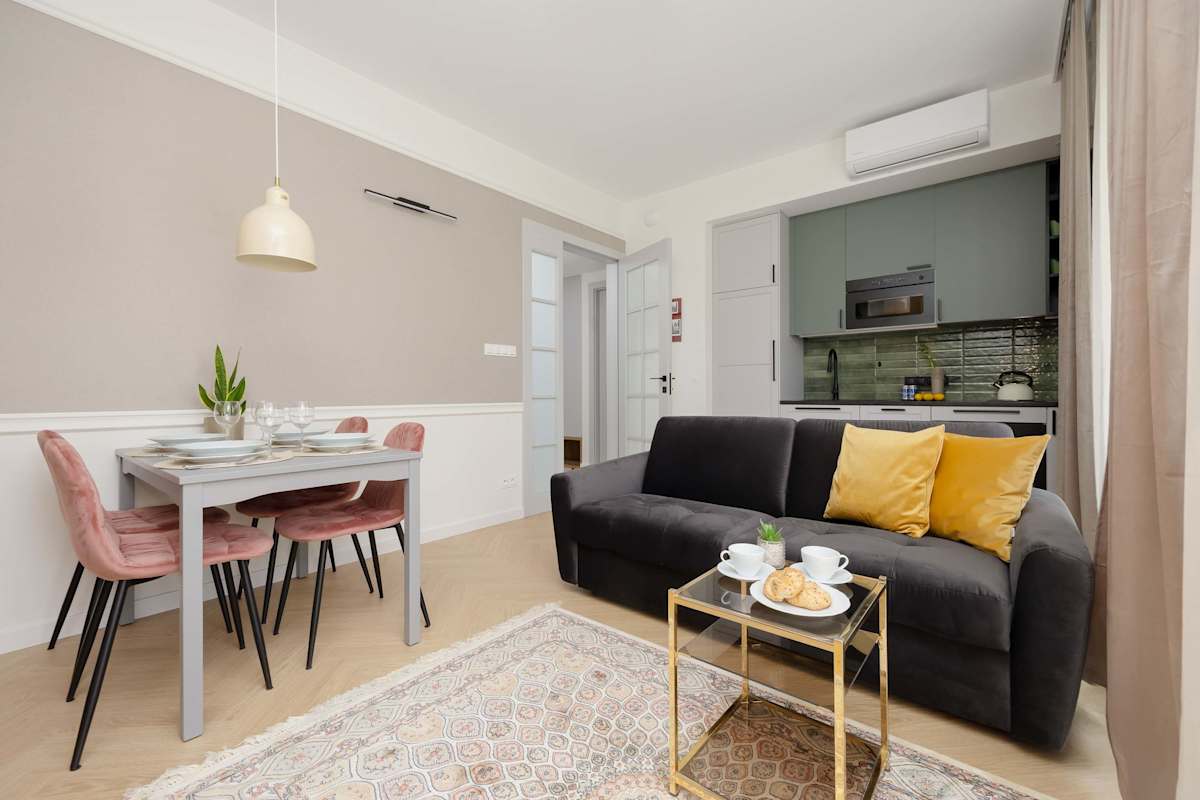 Racławicka 7 | Warsaw | Charming Apartment | Air-Conditioning — Warszawa, Mazovia — vacation rental