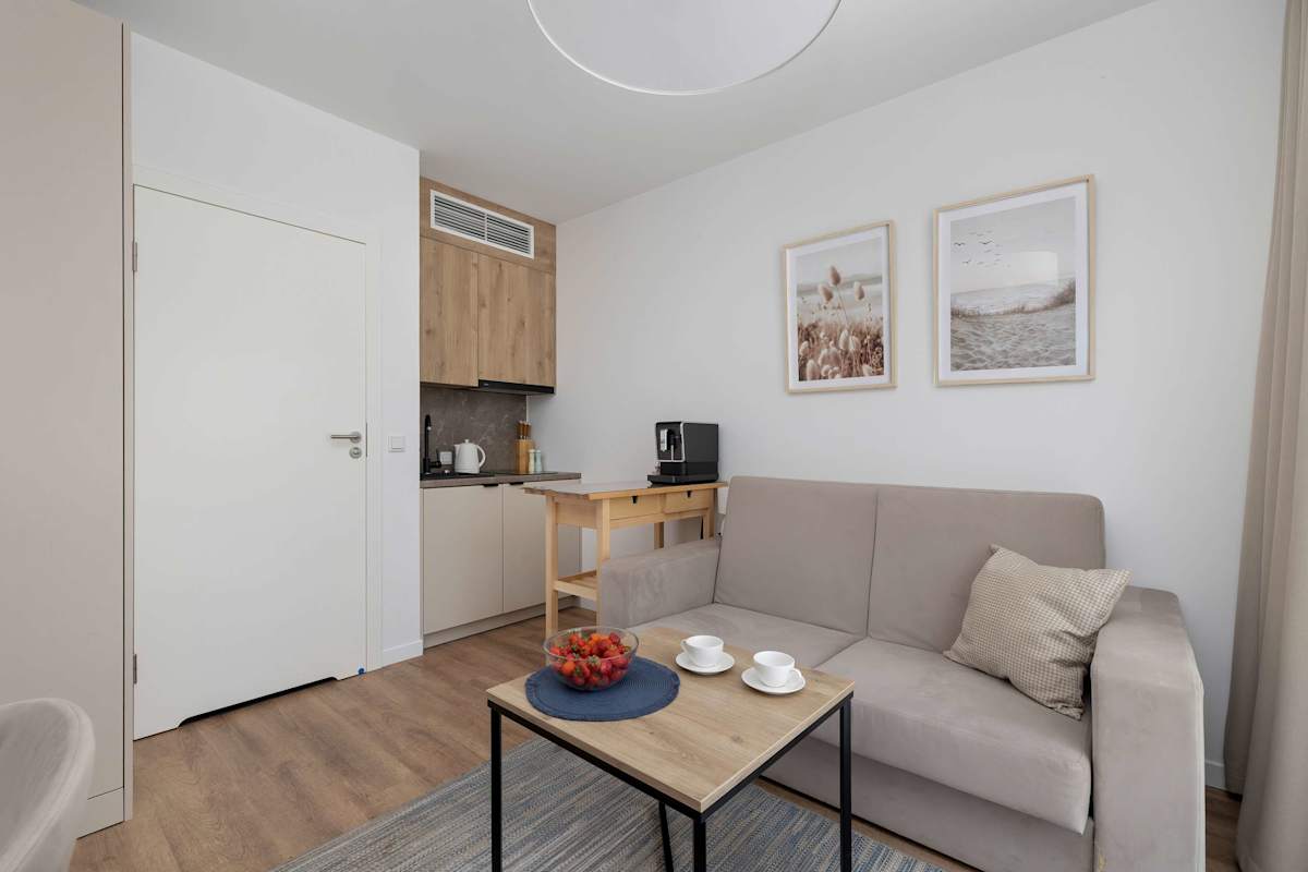 Jantaris A8 | Air Conditioned Studio | Gym | Parking | By the Beach