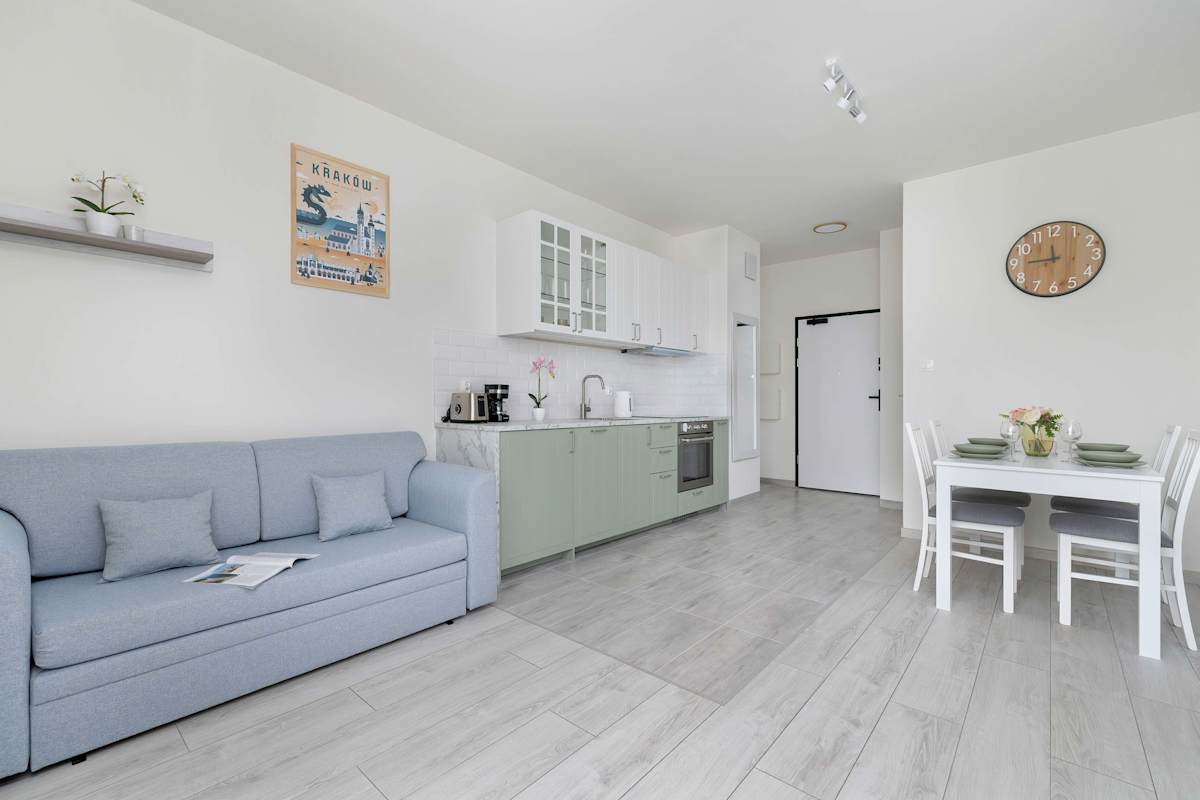 Rakowicka 20M | Kraków | Bright Apartment | Desk | Terrace | Bathtub | Center — Kraków, Lesser Poland — vacation rental