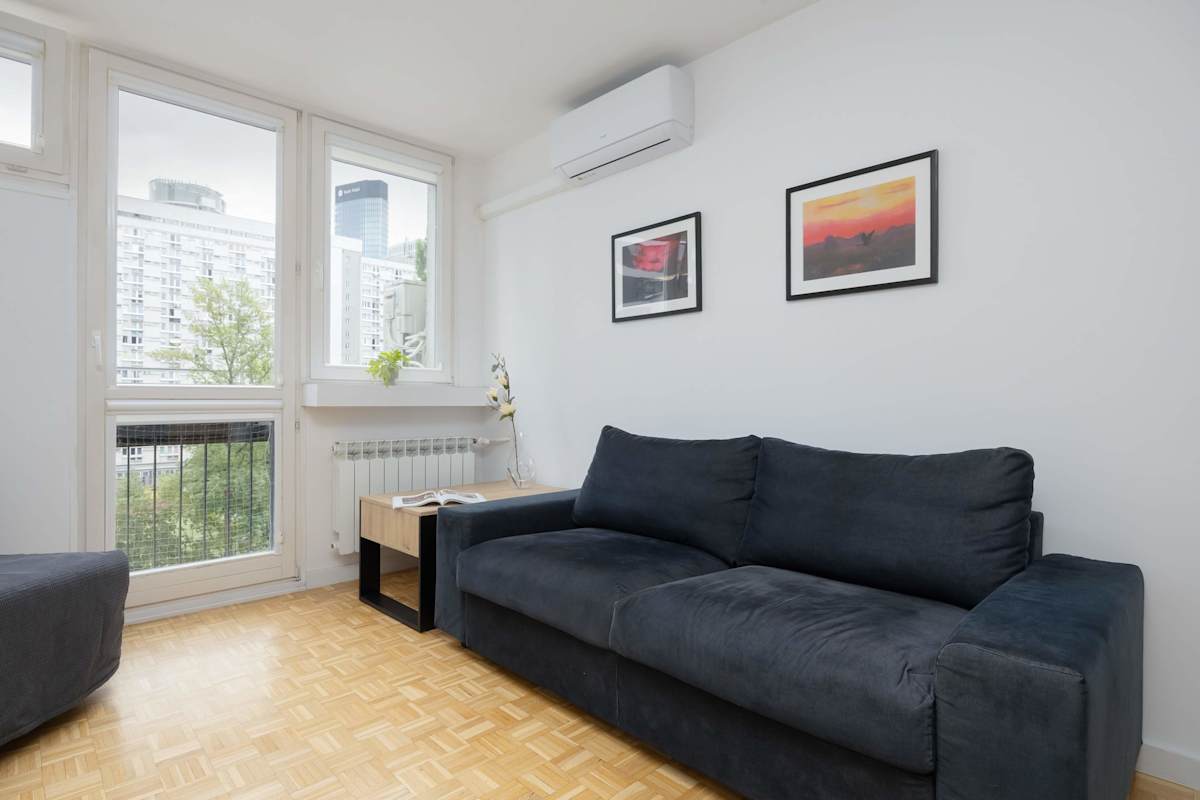 Apartament Grzybowska dla 7 Osob 2 Sypialnie by Noclegi Renters — Warszawa, Województwo mazowieckie — vacation rental
