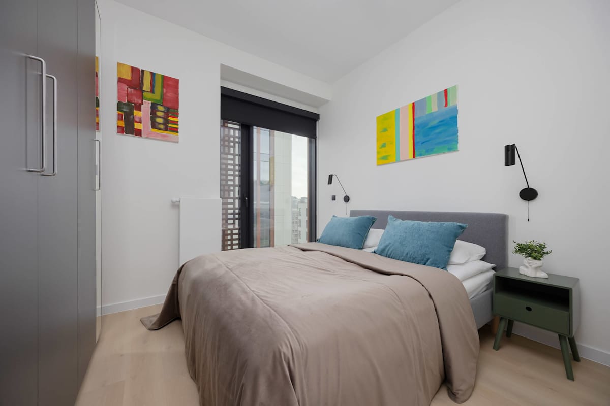 Prosta 69C | Warsaw | Prestigious Apartment | Parking Space | Air Conditioning | Workspace | Near the Center