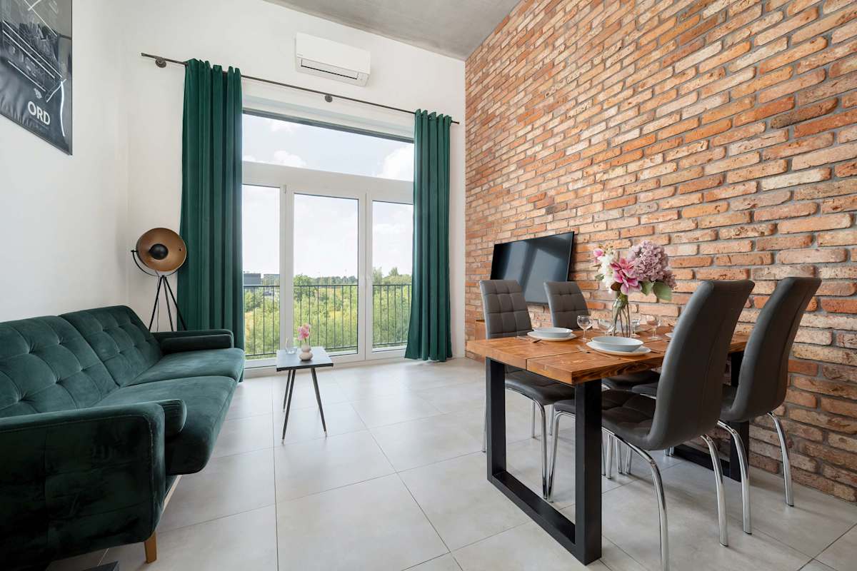 Zarembowicza 35 | Wrocław | Elegant Studio | Near the Airport — Wrocław, Województwo dolnośląskie — vacation rental
