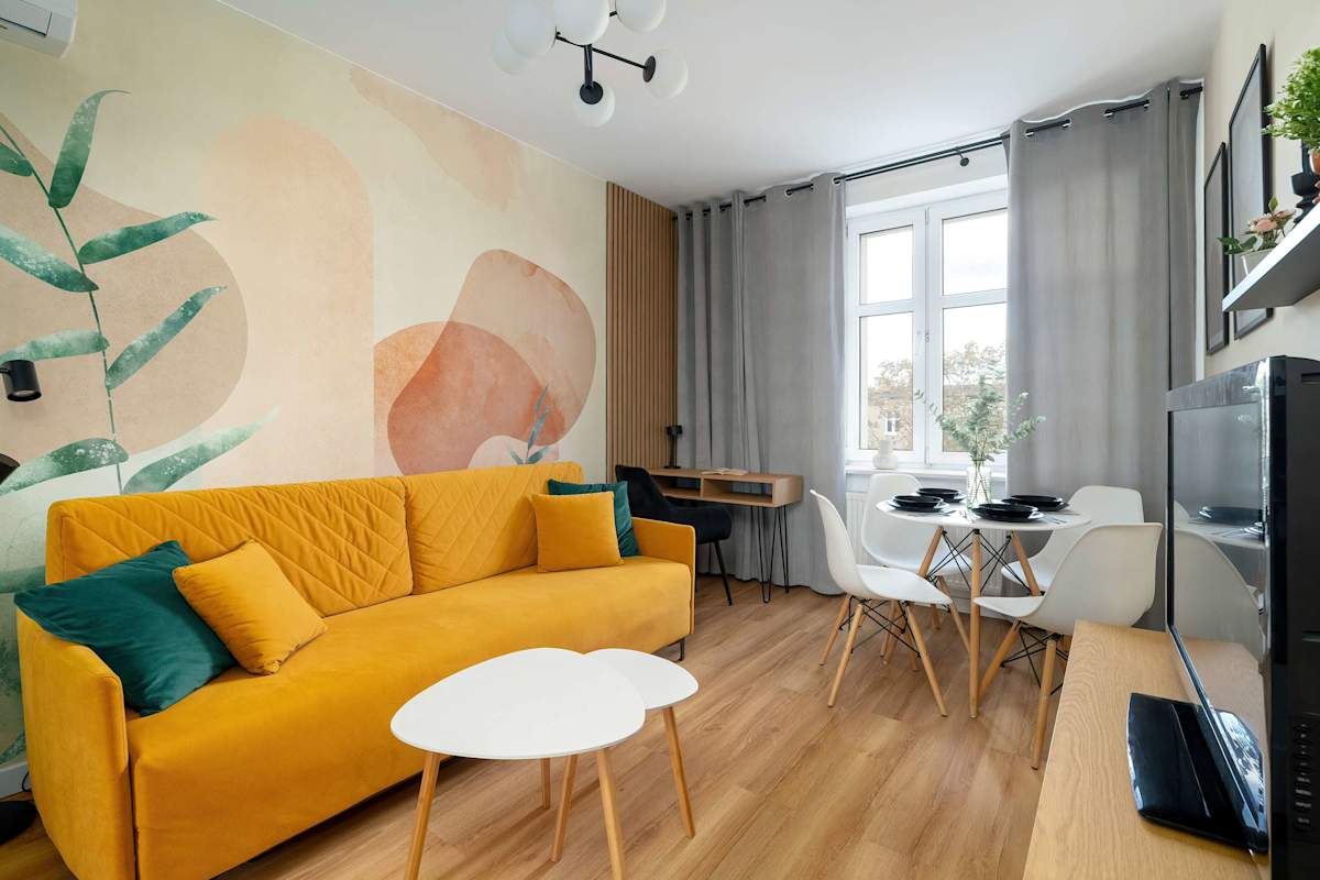 Hetmańska 3 Poznań | Yellow Apartment with Air Conditioning — Poznań, Województwo wielkopolskie — vacation rental