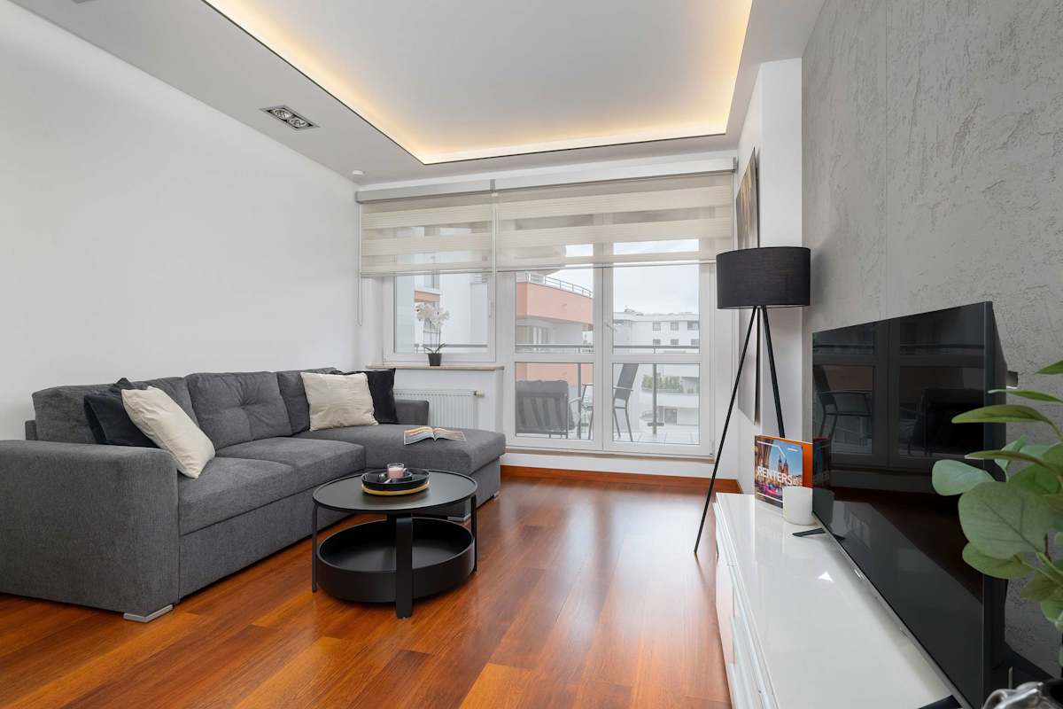 Dobrego Pasterza 118C Kraków | Modern Apartment with Desk and Balcony — Kraków, Lesser Poland — vacation rental