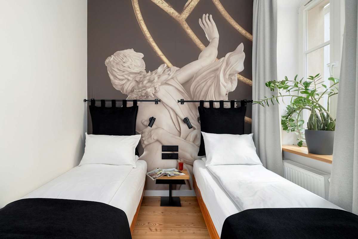 Kramarska 9 Poznań | Schoeps Residence | Air-conditioned Apartment for Business Travelers | At the Old Market Square