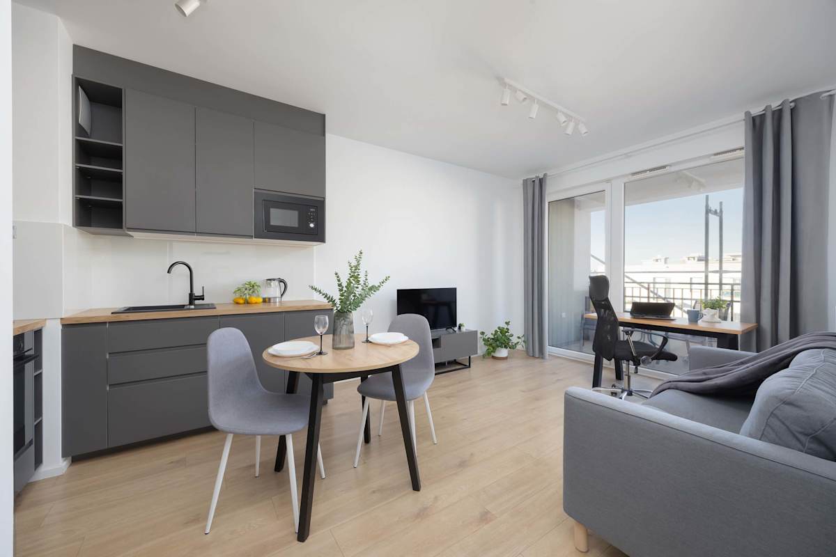 Szeligowska 53C Warsaw | Elegant Apartment with Desk | Parking | Balcony — Warszawa, Mazovia — vacation rental