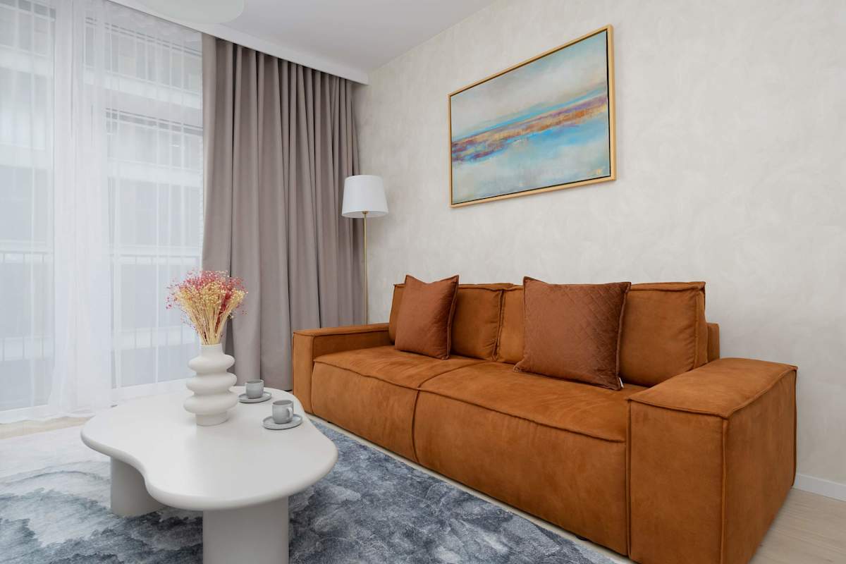 Krochmalna 61 Warsaw | Elegant Apartment with Air-Conditioned Living Room — Warszawa, Województwo mazowieckie — vacation rental