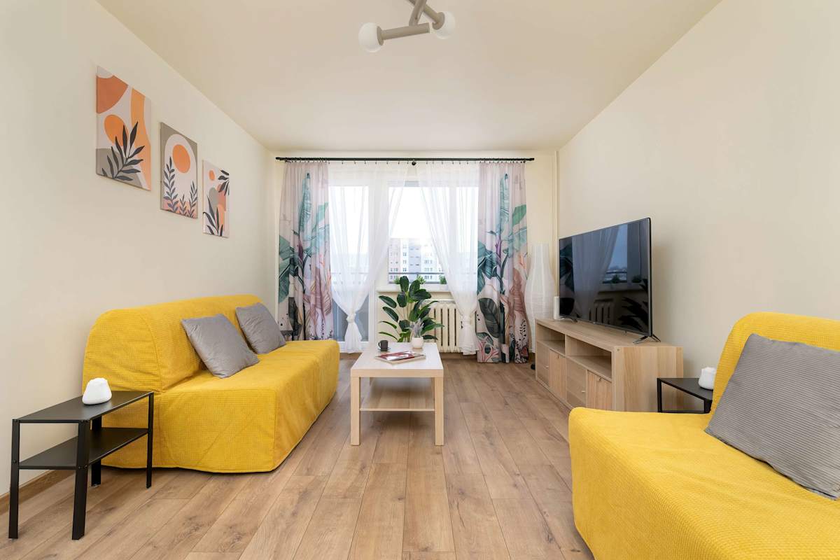 Radockiego 194 Katowice | Comfortable Apartment with Balcony | Remote Working | Near a Nature Reserve — Katowice, Silesia — vacation rental
