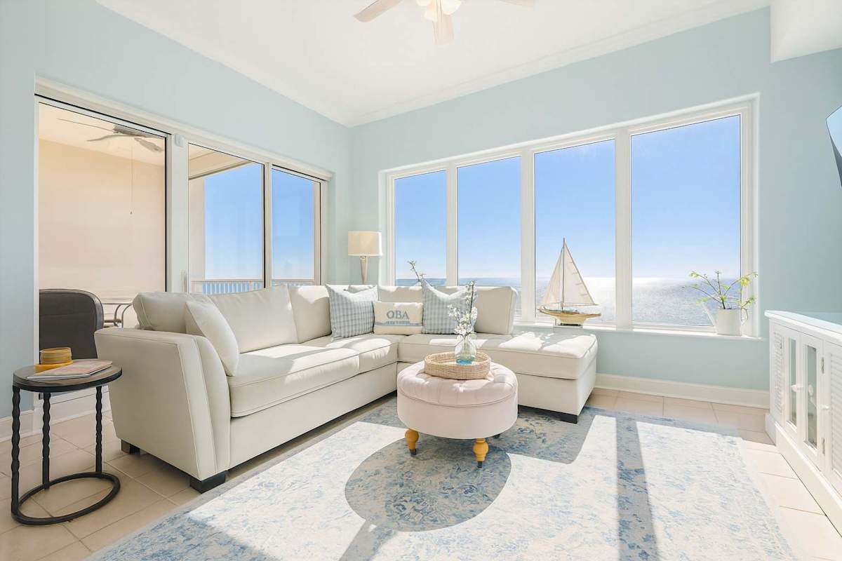 Regency Isle 1104- Gulf Front Penthouse