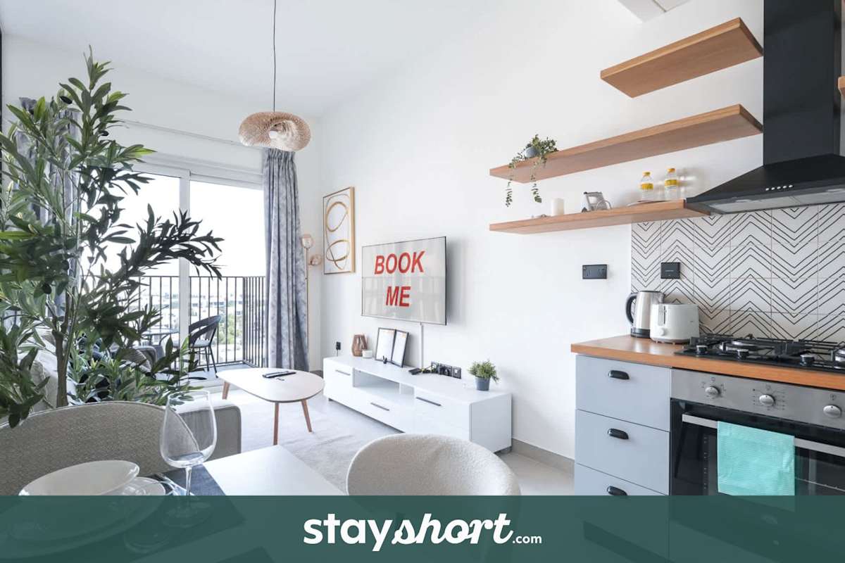 Free housekeeping visits during your stay - StayShort - Cozy 1BR apartment located in Dubai Hills