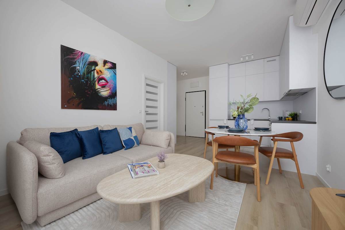 Krochmalna 61 Warsaw | Stylish Apartment | Air Conditioning | Balcony | SmartTV — Warszawa, Województwo mazowieckie — vacation rental