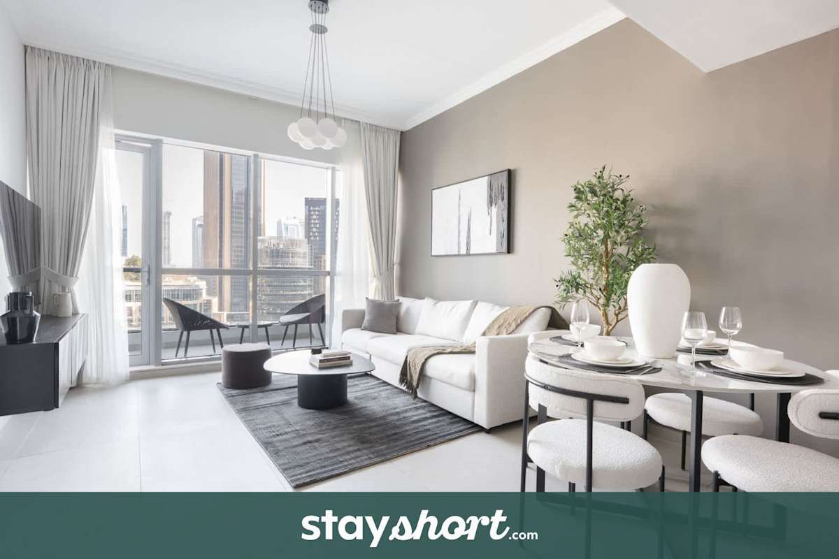 Free housekeeping visits during your stay - StayShort - Dubai Marina sleeps 4 with Amazing Water Views!