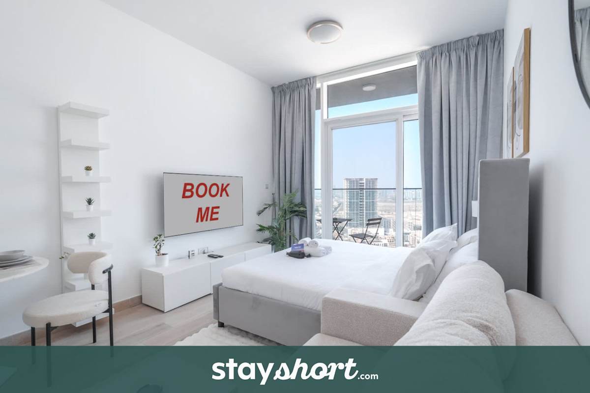StayShort - Jumeirah Village Circle Studio with Amazing Amenities!