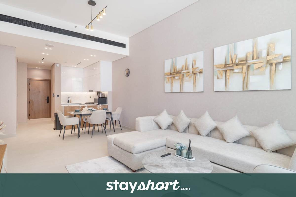Free housekeeping visits during your stay - StayShort - Amazing 1 Bedroom Apartment that sleeps 4 in JVC!