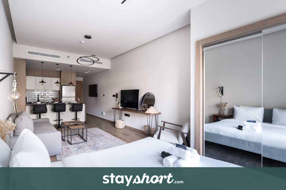 Free housekeeping visits during your stay - StayShort - JVC Apartment with Private Balcony Sleeps 4