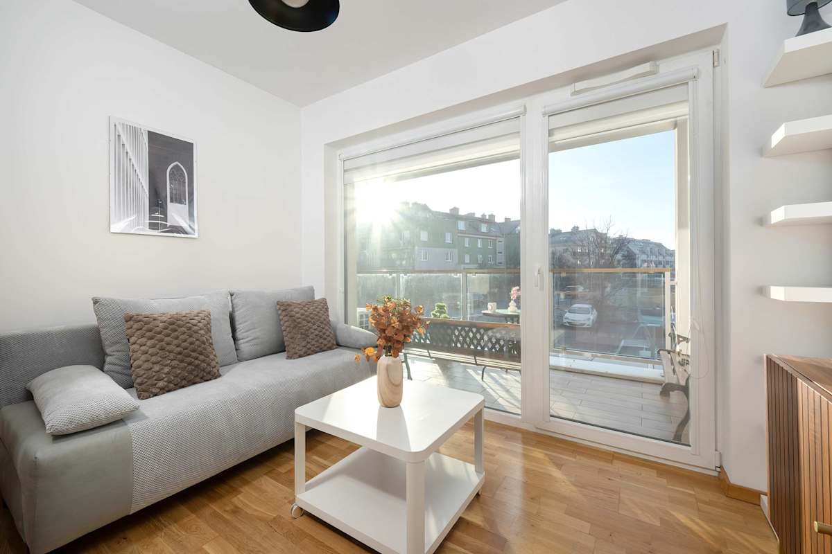 Gagarina 5 Wrocław | Spacious Apartment with Large Terrace and 2 Parking Spaces — Wrocław, Lower Silesia — vacation rental