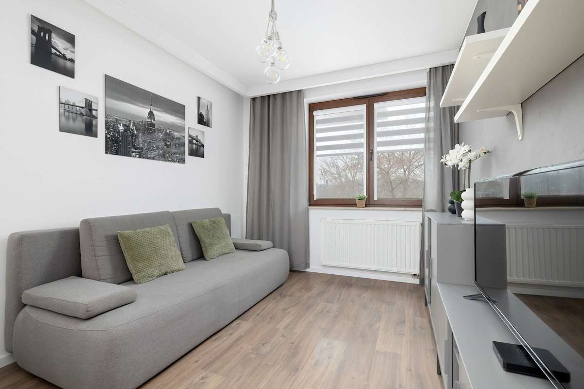 Dąbska 20C Kraków | White and Grey Apartment with Parking — Kraków, Lesser Poland — vacation rental