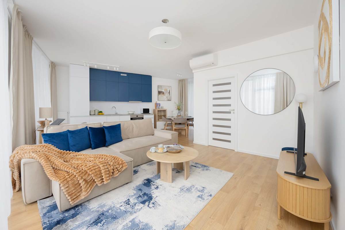 Krochmalna 61 Warsaw | Unique Apartment with Balcony & Air Conditioning | Remote Work — Warszawa, Województwo mazowieckie — vacation rental