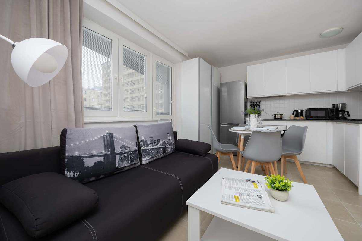 Chmielna 35 Warszawa | Functional Apartment in the Centre | Palace of Culture and Science