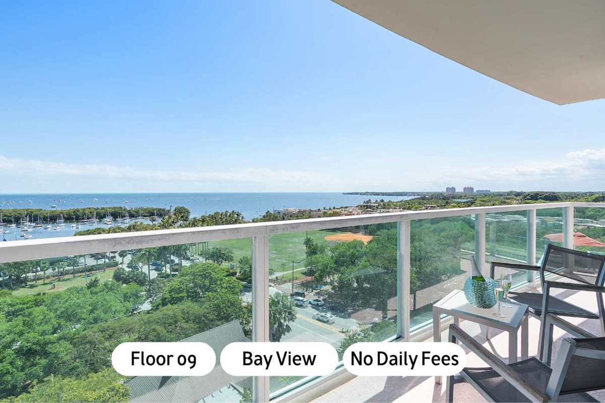 Luxury Retreats at Coconut Grove - Arya 902
