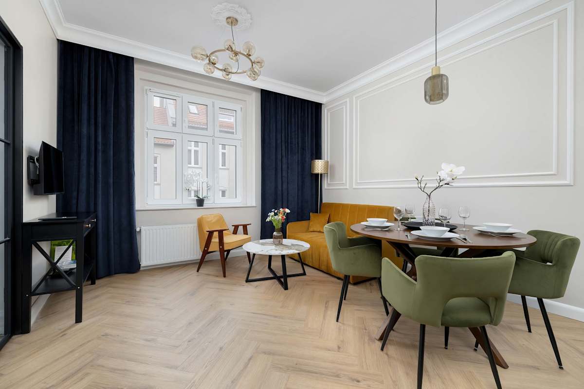 Elegant Apartment with a Work Space Close to the City Center by Noclegi Renters — Katowice, Silesia — vacation rental