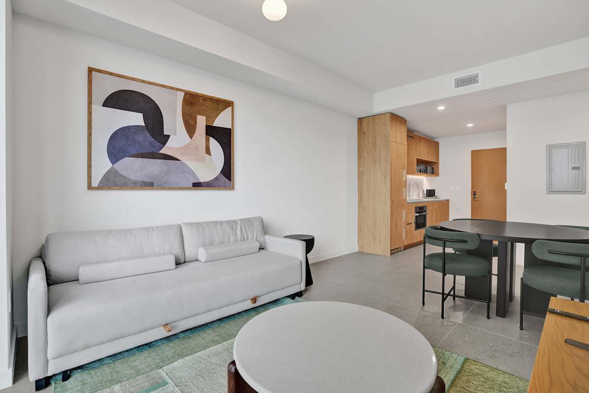 Brand New 1/1 Condo, Downtown Miami