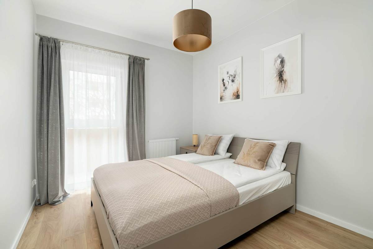 Milczańska 6C Poznań | Modern Apartment with Parking & Balcony | Remote Work | Malta Lake Area — Poznań, Województwo wielkopolskie — vacation rental