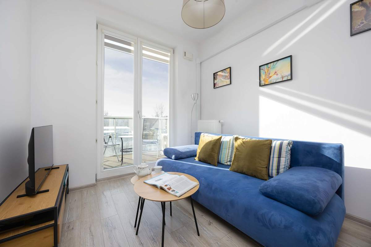 Jasnodworska 3C Warszawa | Colorful Apartment | A/C — Warszawa, Województwo mazowieckie — vacation rental