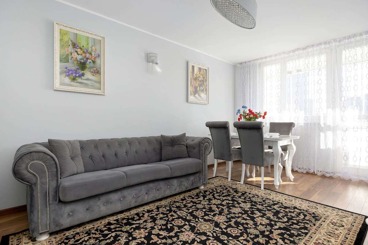 Prosta 2/14 Warszawa | Spacious Apartments in Center with Air Conditioning and Desks for Remote Work