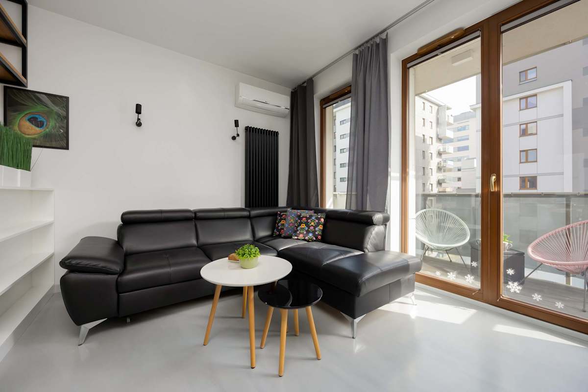 Cybernetyki 4A Warsaw | Air-conditioned Apartment | Balcony | Metro — Warszawa, Województwo mazowieckie — vacation rental