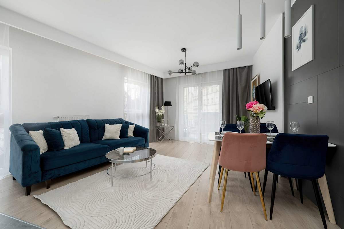 Jana Pawła II 21 Wrocław | Nowoczesny Apartament w Centrum | Balkon