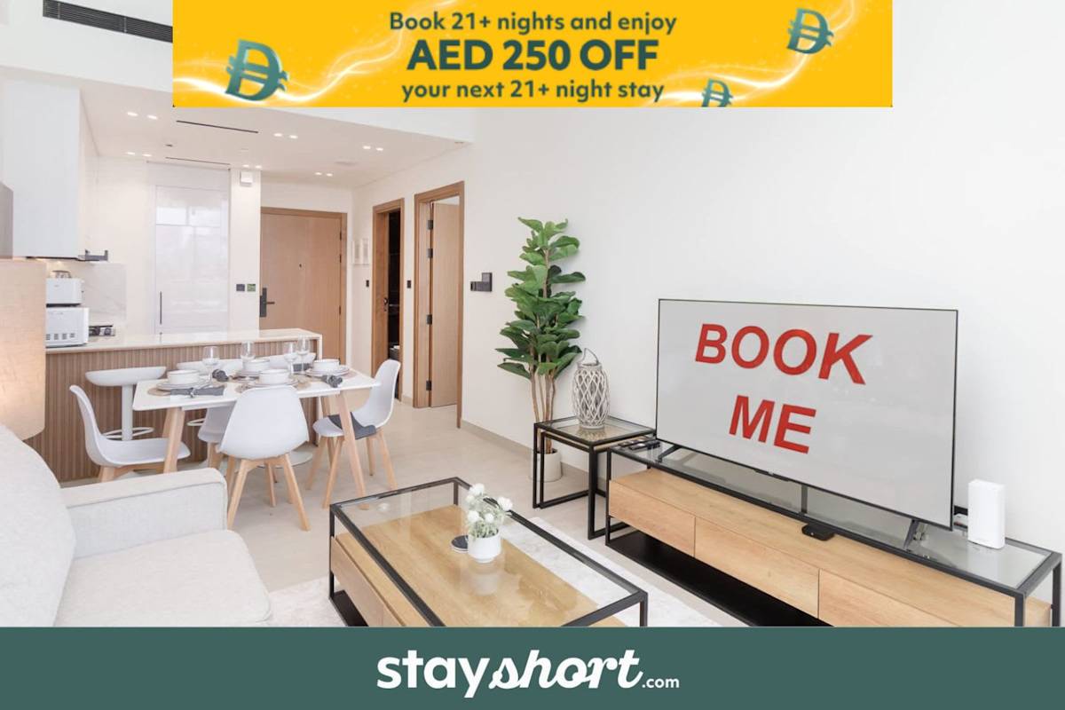 StayShort - JVC Apartment Sleeps 4 with Pool View!