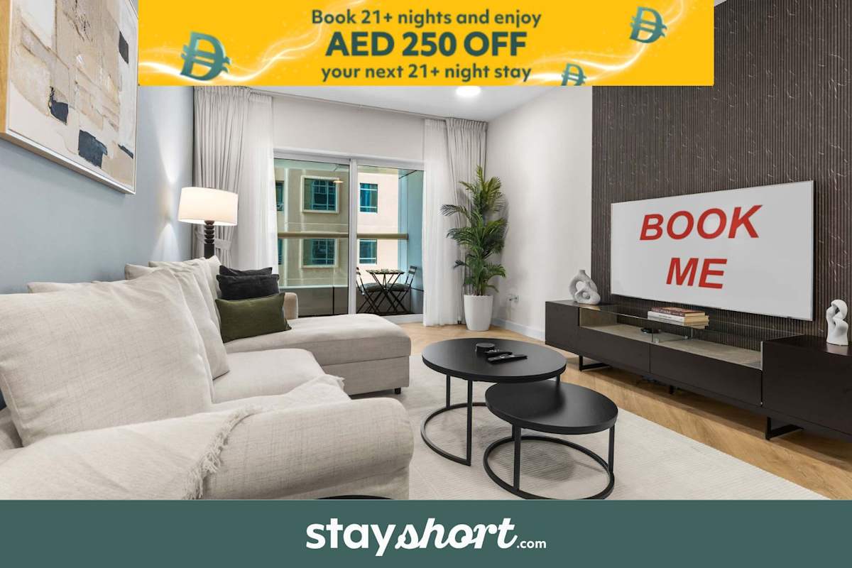 StayShort - Cozy Dubai Marina Stay with Private Balcony Sleeps 2