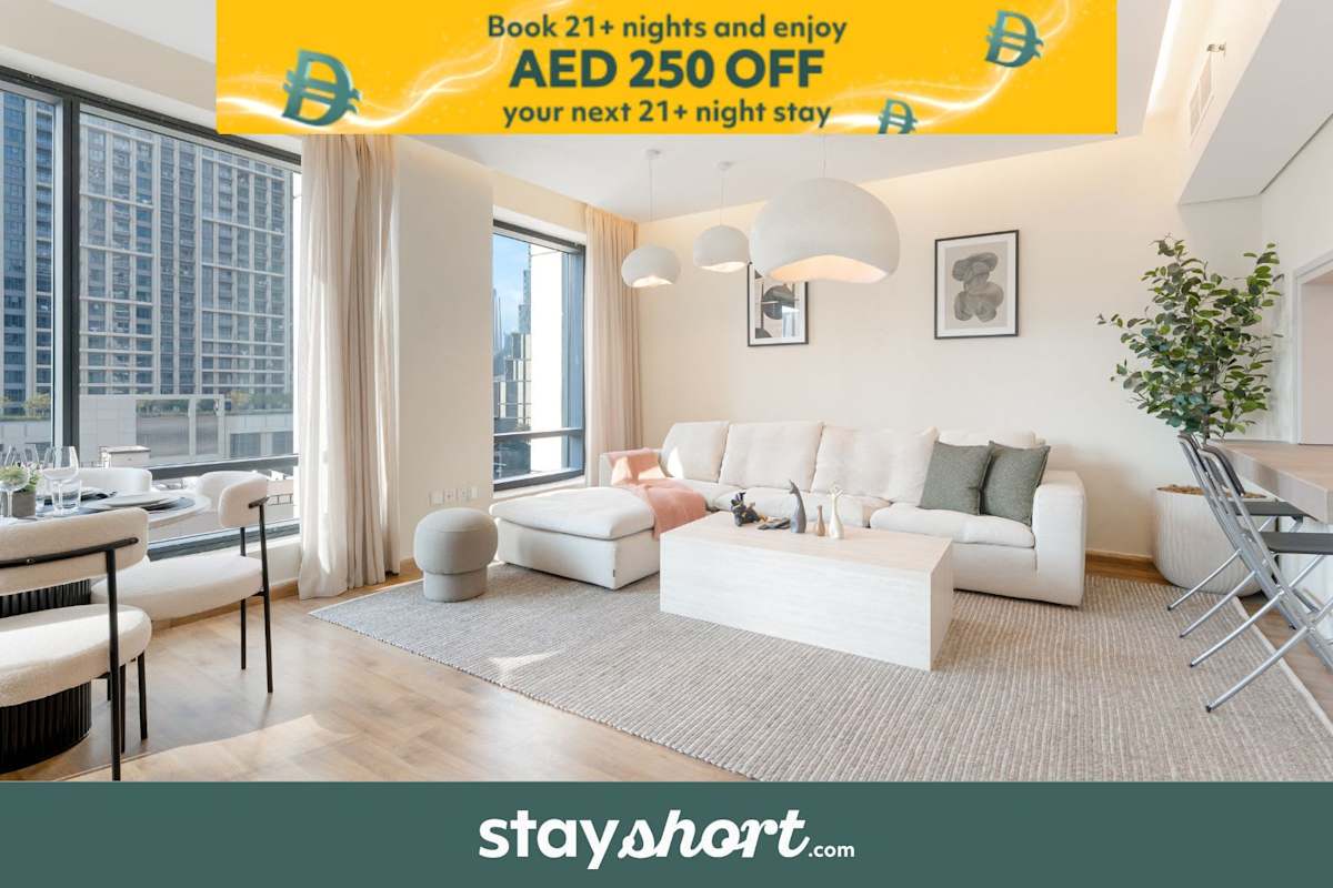 StayShort - Stylish 2BR Apartment in Downtown Sleeps 4