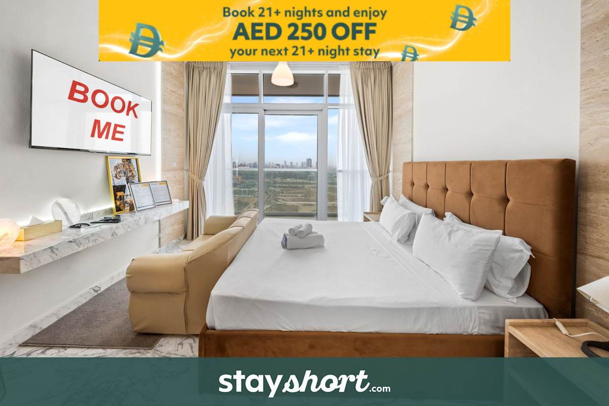 Free housekeeping visits during your stay - StayShort - Cozy Studio in DAMAC Hills that Sleeps 2