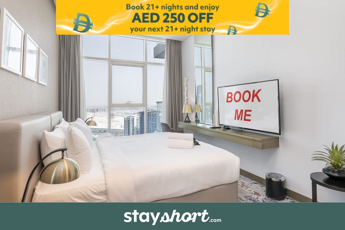 StayShort - Chic Studio Retreat in Business Bay City View