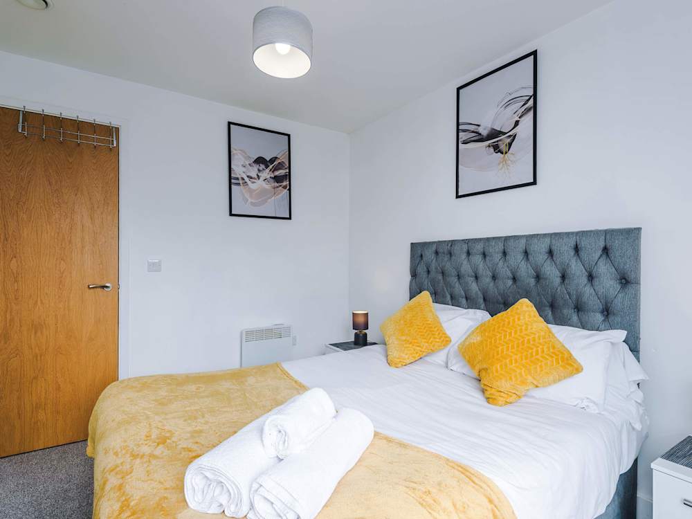 A Hostahome-managed apartment in central Manchester, near Deansgate.