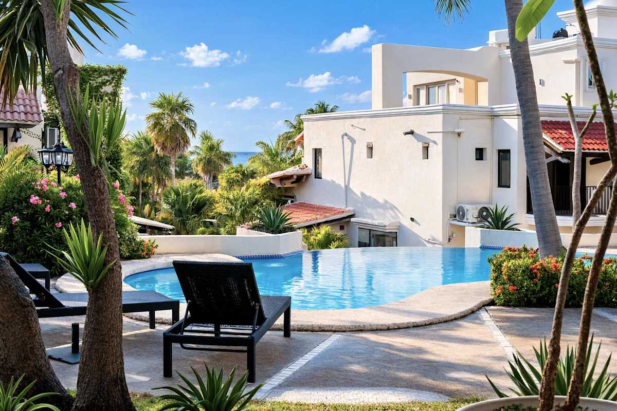 Aerial view of the gated La Cascada community
