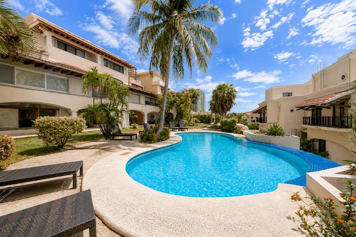 Shared: resort-style communal pool in the condominium.