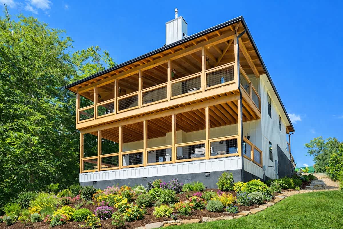 Smoky Mountain Lake Retreat photo 1