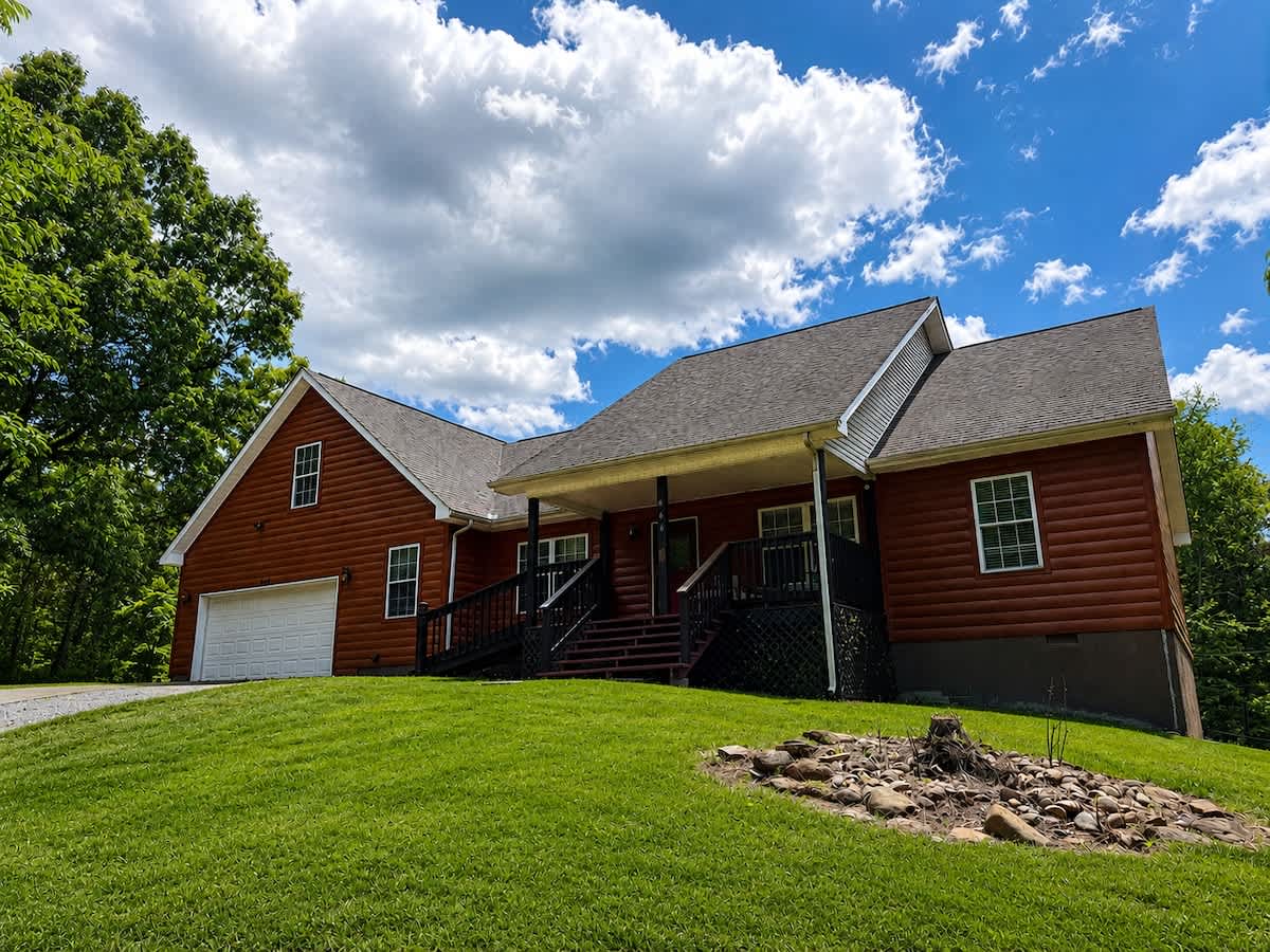 Luxury 4BR Family Cabin photo 1