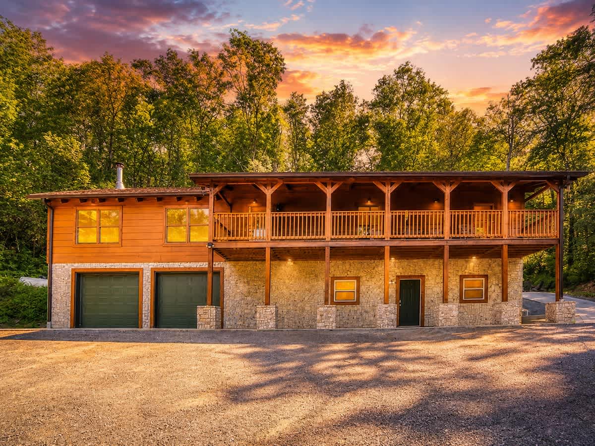 The Cedar Lodge photo 1