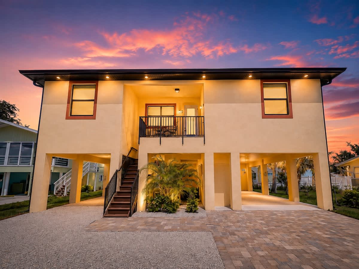 Luxury Ft Myers Beach House photo 1