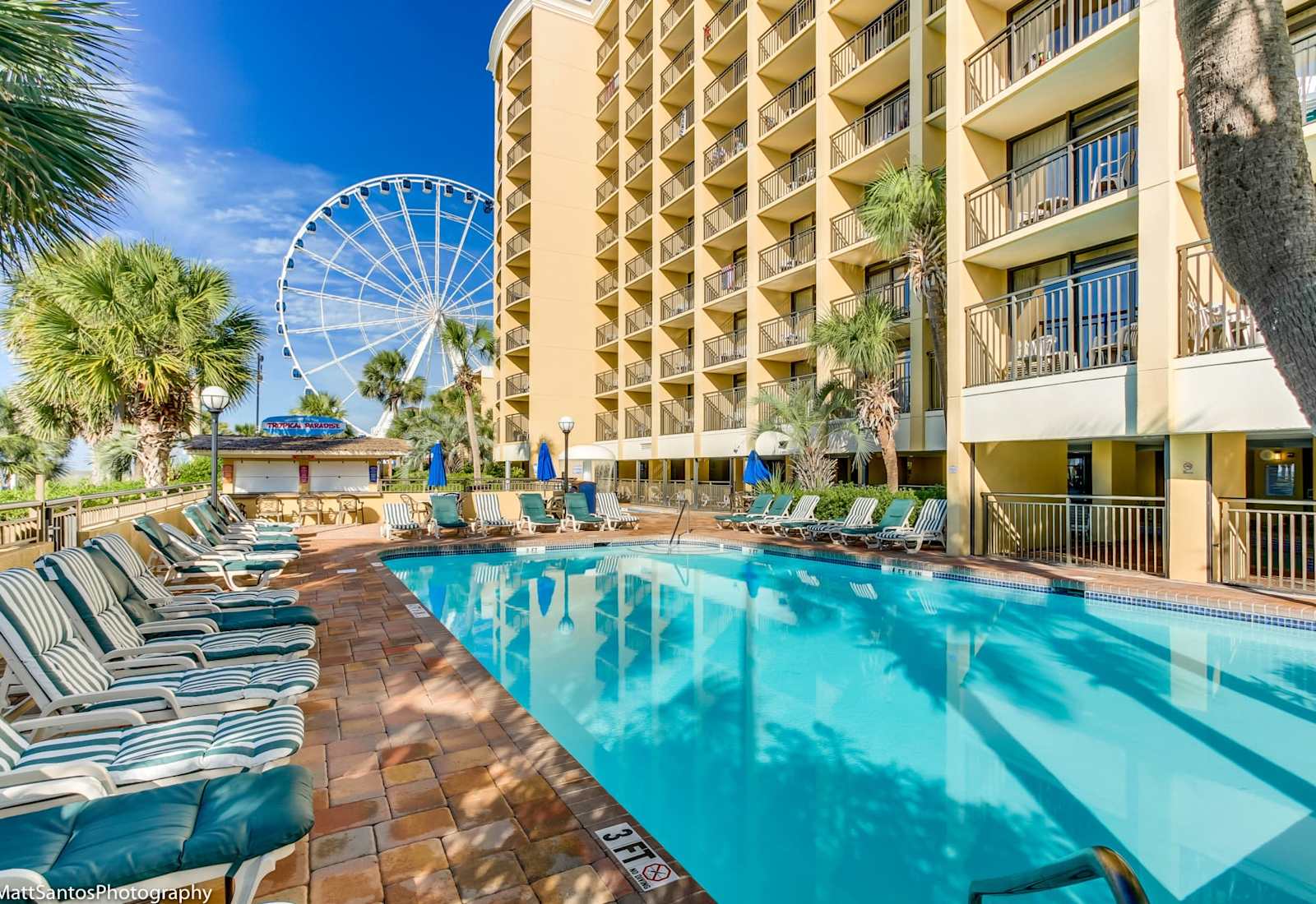 Enjoy the stunning ocean views and refreshing pool at this beachfront hotel.