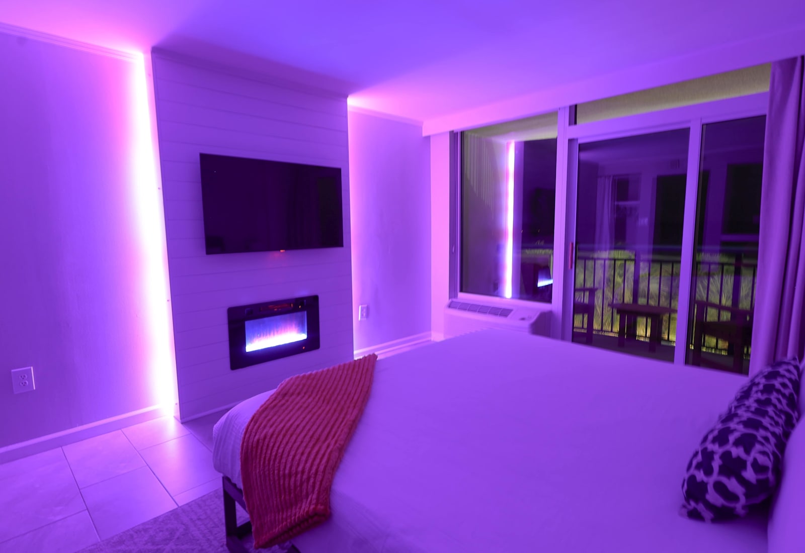 Relax, and unwind in the ambient LED lighting after a sunny beach day!