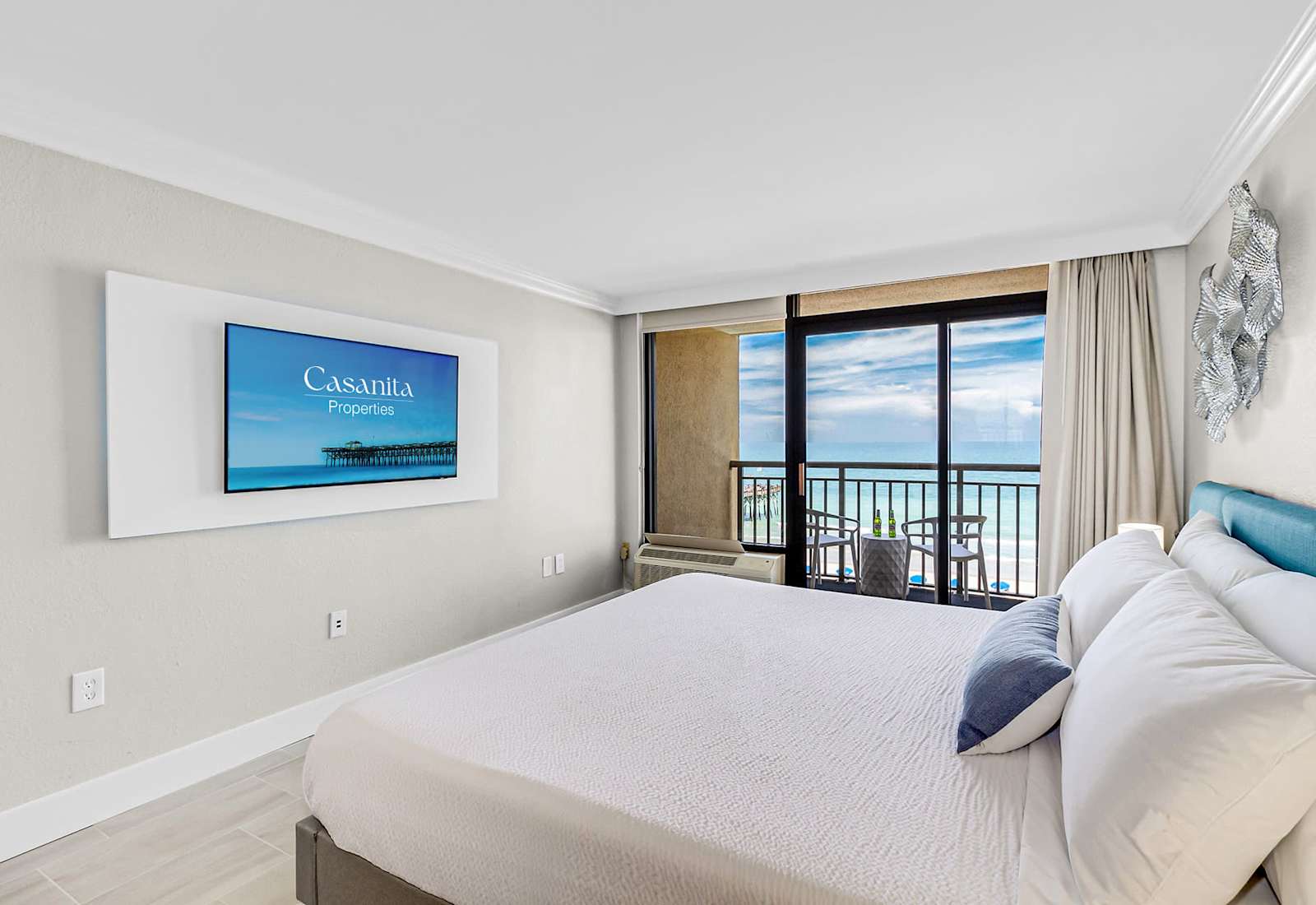 Wake up to stunning ocean views from the comfort of your luxurious king-sized bed. 
