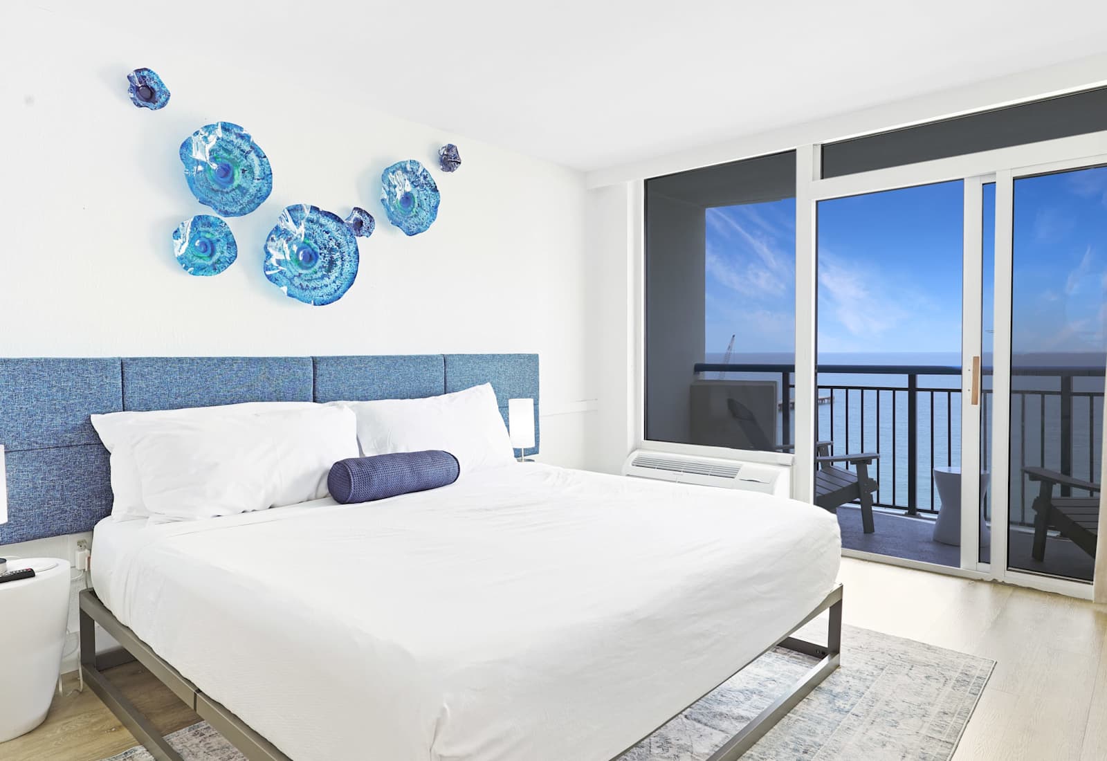 Drift off into dreamland in our cozy and stylish rooms, featuring plush bedding and a calming ambiance. 