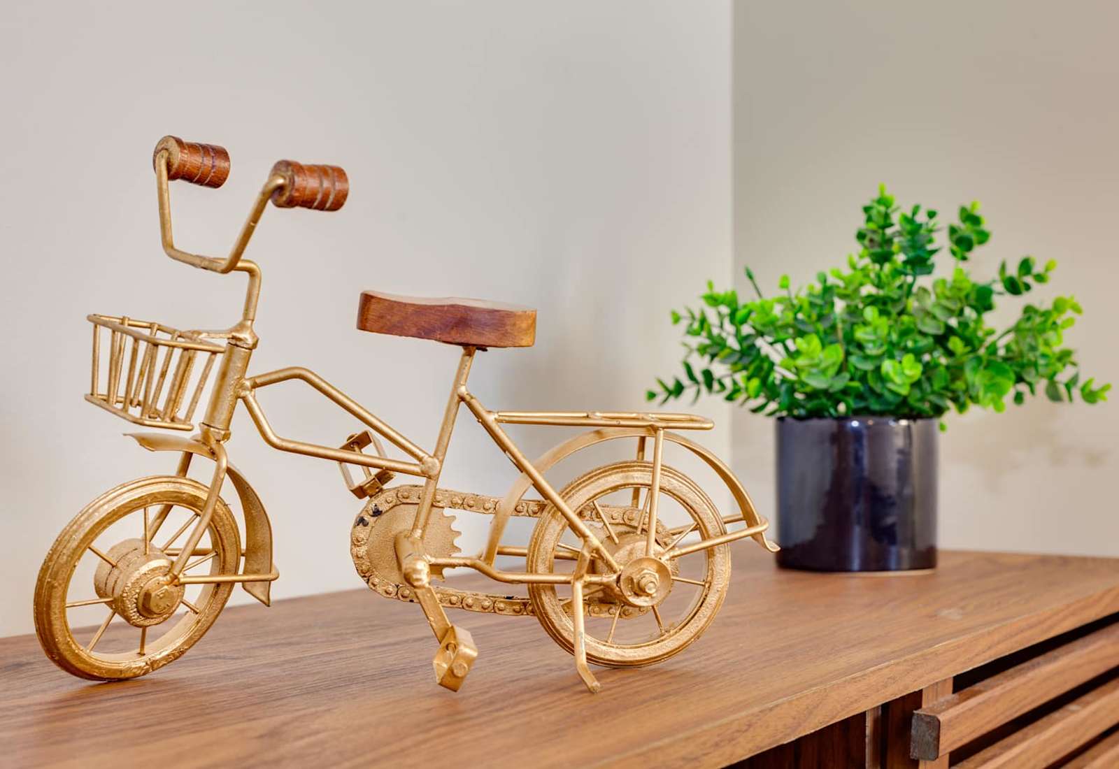 Charming coastal details add warmth and personality to your stay—modern décor, bright pops of color, and thoughtful touches that make the space feel inviting, stylish, and uniquely memorable