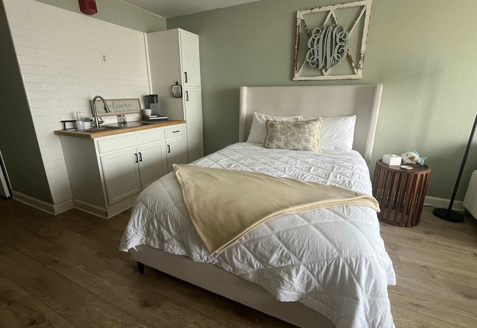 Cozy studio comfort featuring a plush queen bed